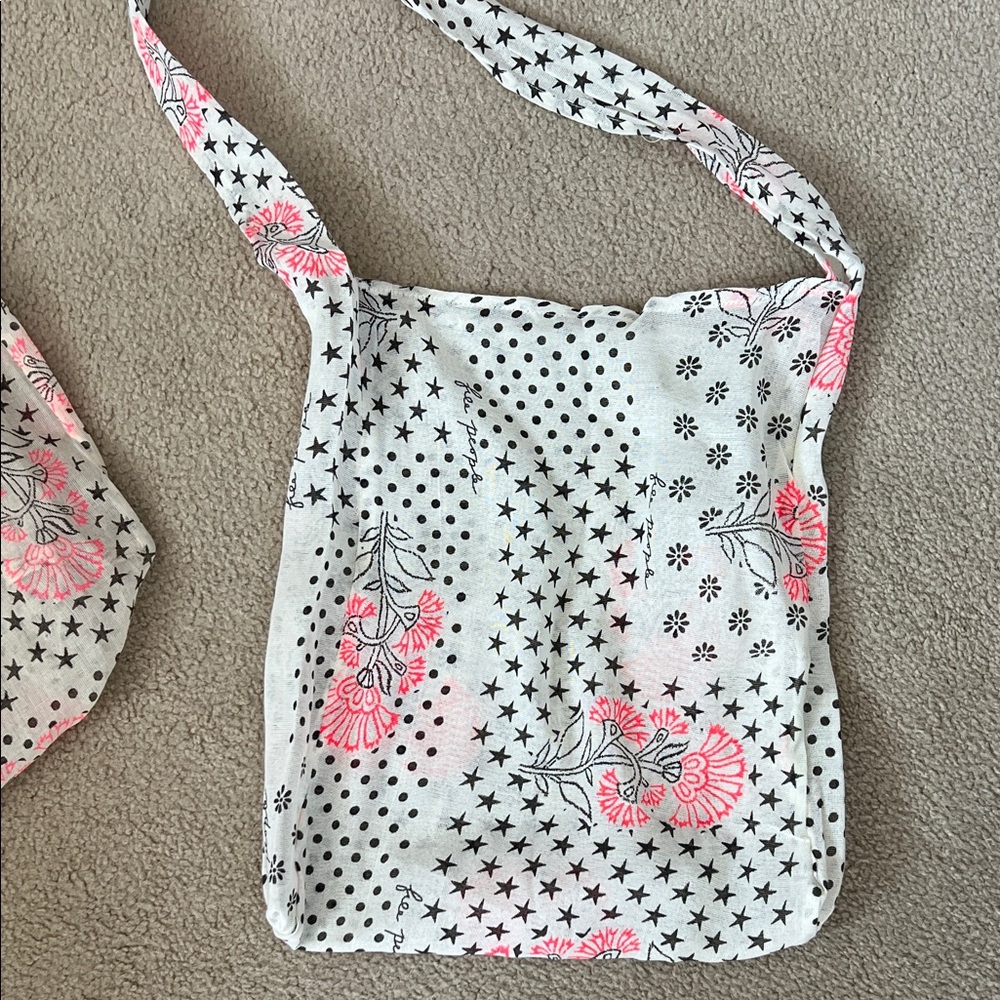 Set of 2 Free People Tote Bags - Picture 3 of 4